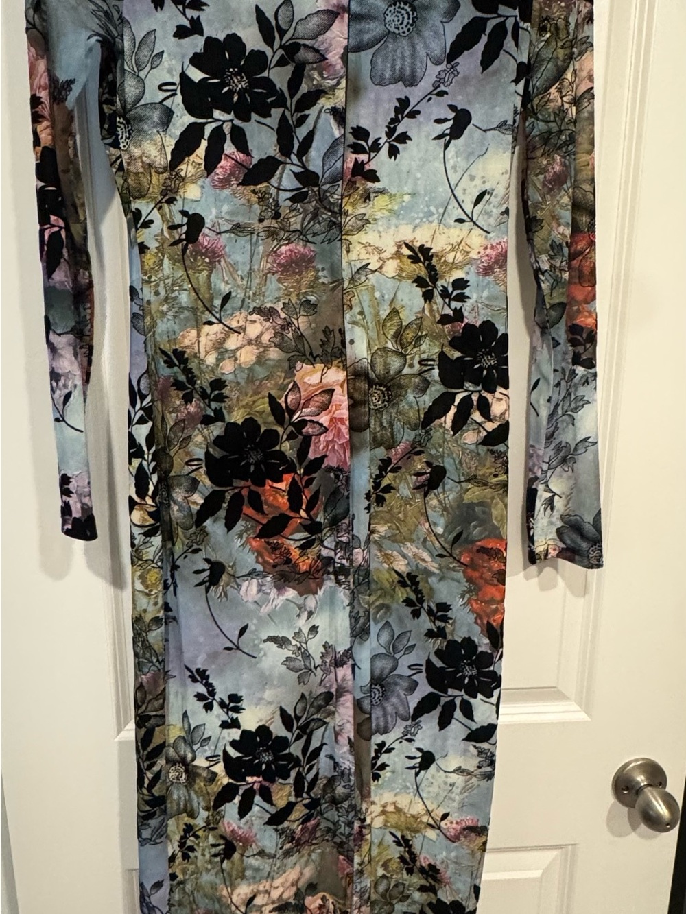 Fashion Nova Light Blue Multi Floral Long-Sleeve Maxi Dress - Picture 4 of 9